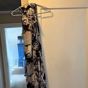 Black and White Sleeveless Dress